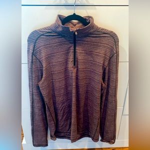 Lululemon half zip, medium